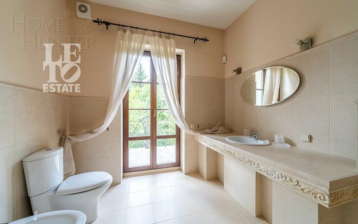 2-этажный коттедж 650 м² с отделкой