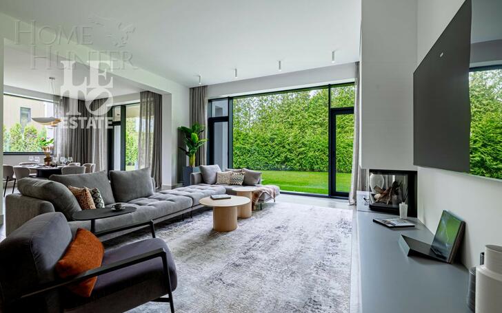 2-этажный коттедж 450 м² без отделки