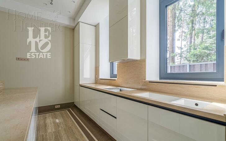 3-этажный коттедж 380 м² с отделкой