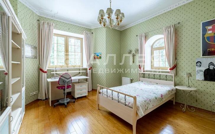 2-этажный коттедж 708 м² с отделкой