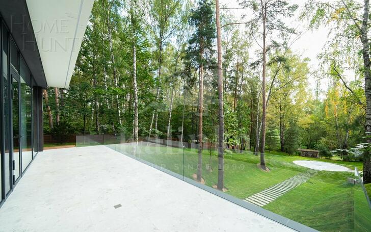 2-этажный коттедж 500 м² с отделкой