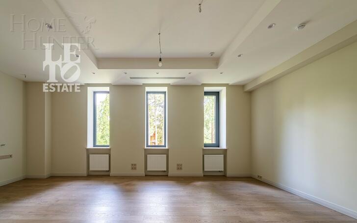 3-этажный коттедж 380 м² с отделкой
