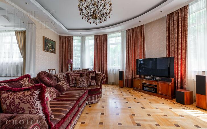 2-этажный коттедж 284.2 м² с отделкой