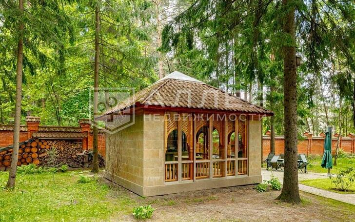 2-этажный коттедж 708 м² с отделкой