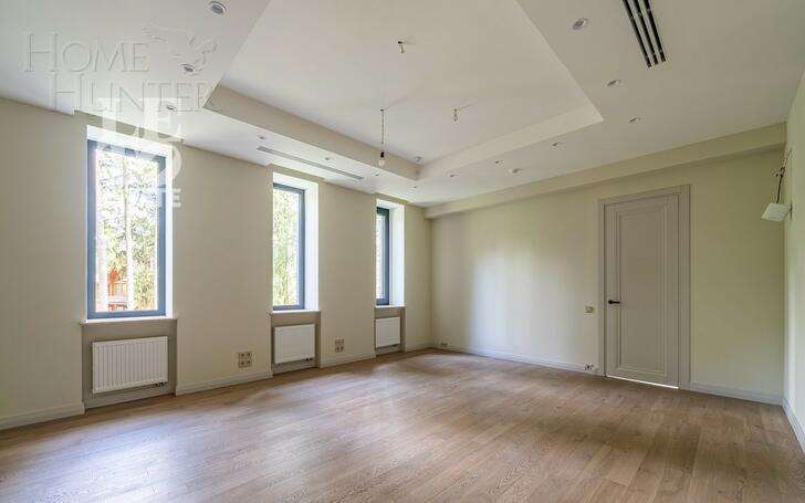 3-этажный коттедж 380 м² с отделкой