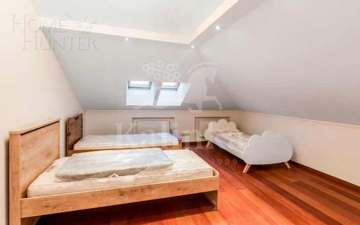 2-этажный коттедж 1 378 м² с отделкой