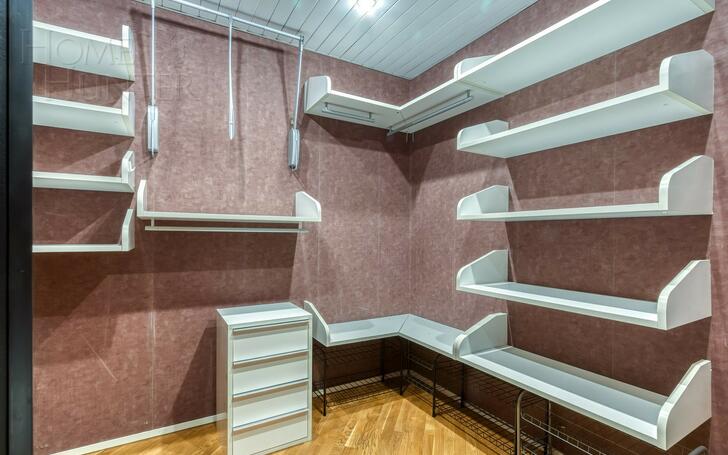 3-КОМН. КВАРТИРА С ОТДЕЛКОЙ 130 М² НА 2 ЭТАЖЕ