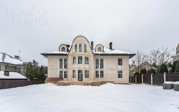 2-этажный коттедж 860 м² без отделки