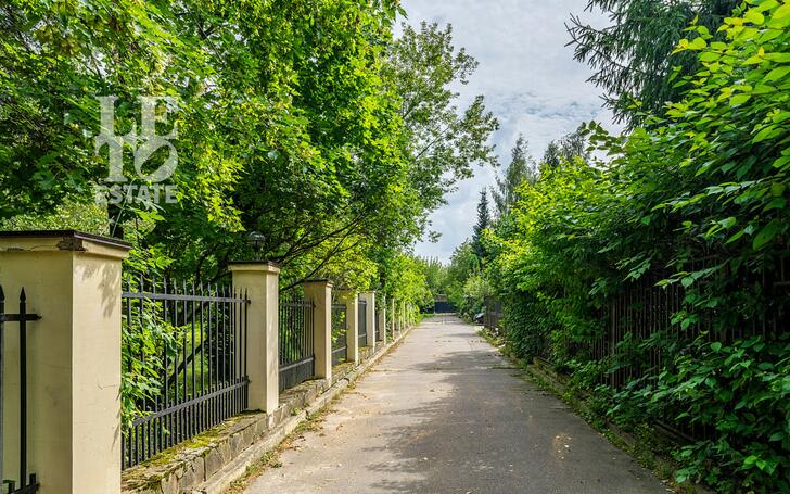 2-этажный коттедж 650 м² с отделкой