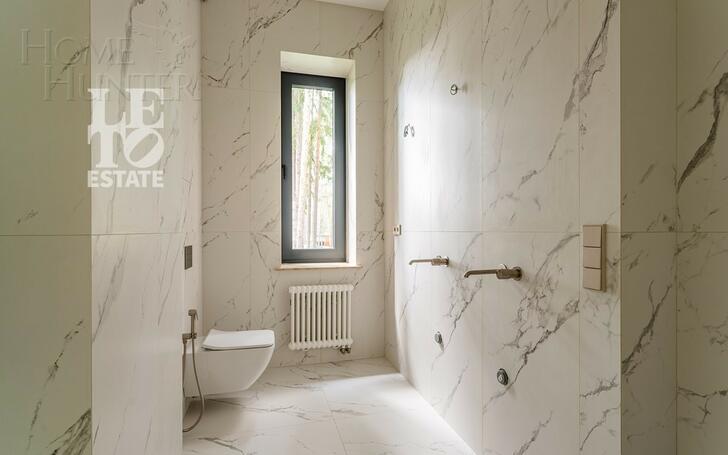3-этажный коттедж 380 м² с отделкой