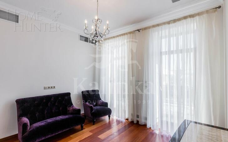 2-этажный коттедж 1 378 м² с отделкой