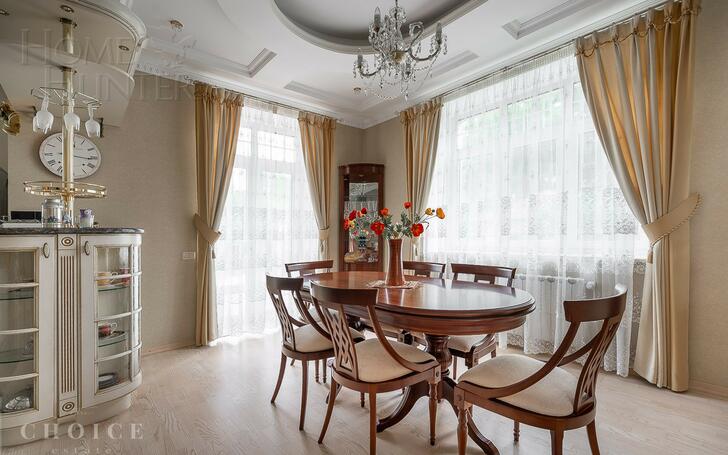 2-этажный коттедж 284.2 м² с отделкой
