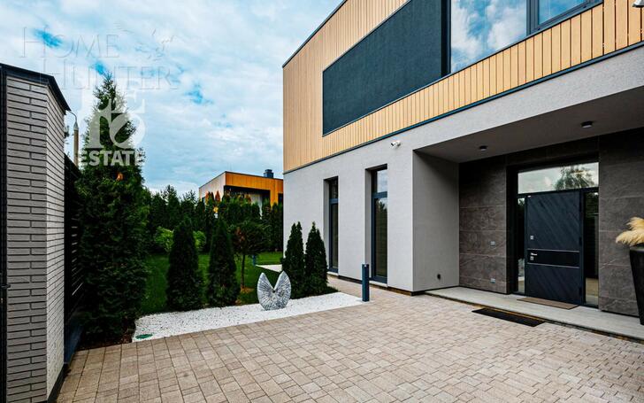 2-этажный коттедж 450 м² без отделки