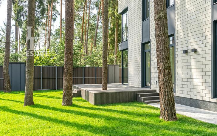 3-этажный коттедж 380 м² с отделкой