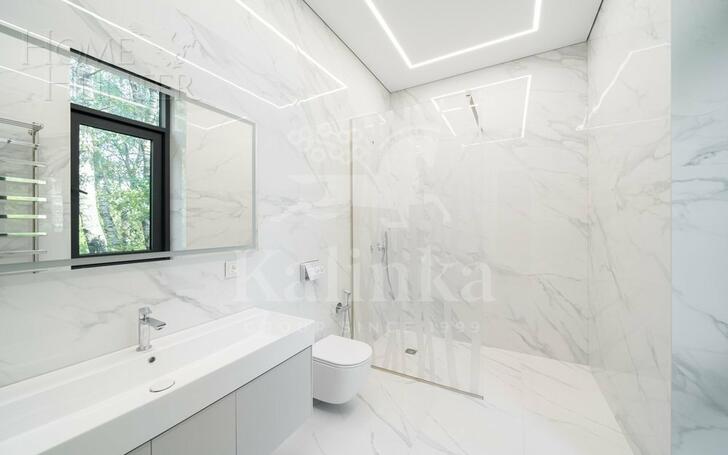 2-этажный коттедж 500 м² с отделкой