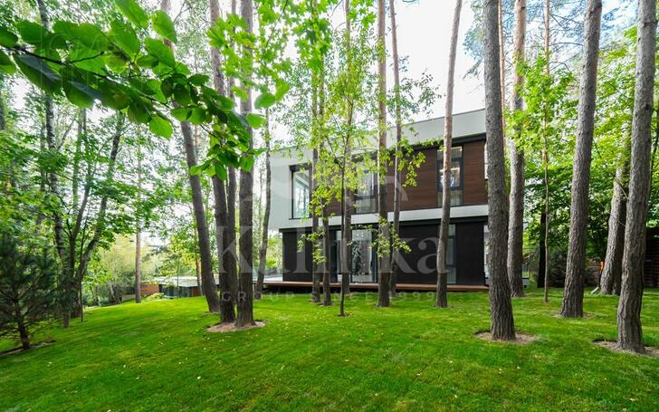 2-этажный коттедж 500 м² с отделкой