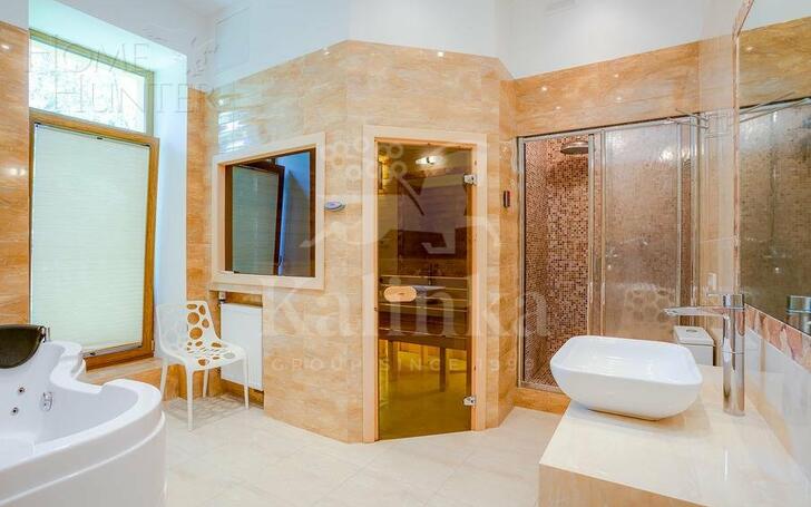 3-этажный коттедж 500 м² с отделкой