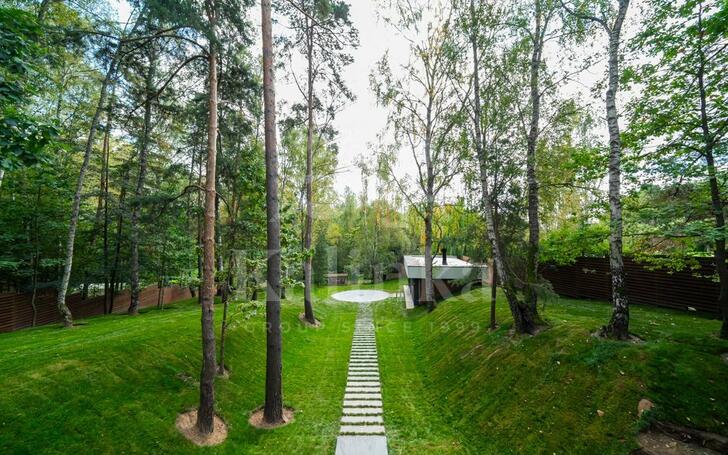 2-этажный коттедж 500 м² с отделкой