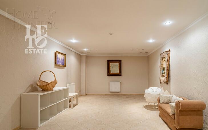 2-этажный коттедж 650 м² с отделкой
