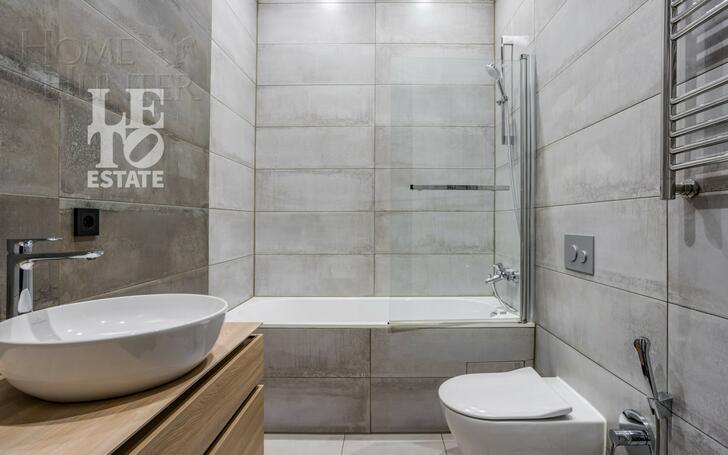 2-этажный коттедж 300.3 м² с отделкой