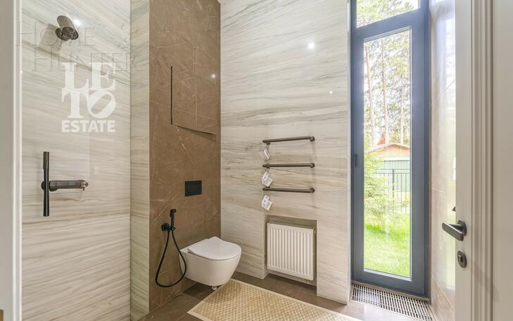 3-этажный коттедж 380 м² с отделкой