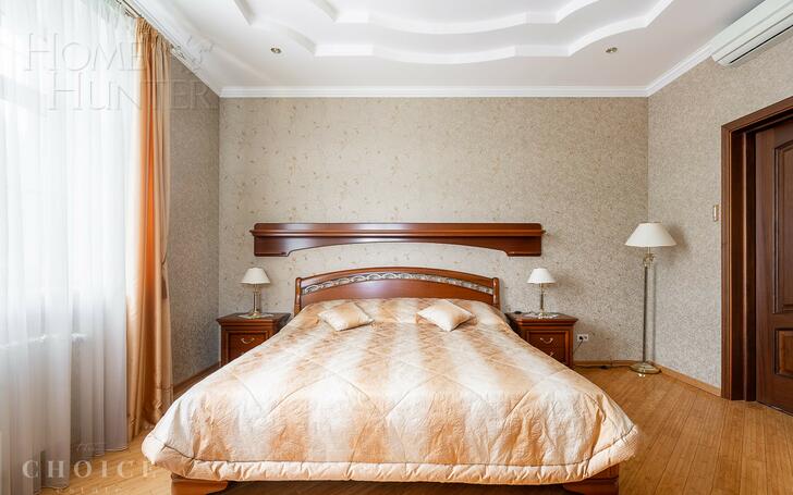 2-этажный коттедж 284.2 м² с отделкой
