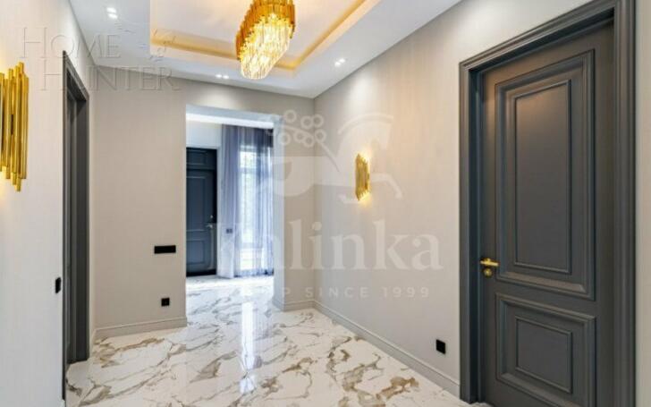 2-этажный коттедж 286 м² с отделкой