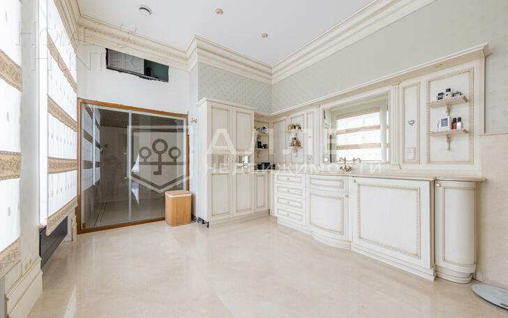 2-этажный коттедж 1 400 м² с отделкой