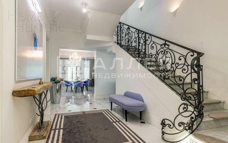 2-этажный коттедж 550 м² с отделкой
