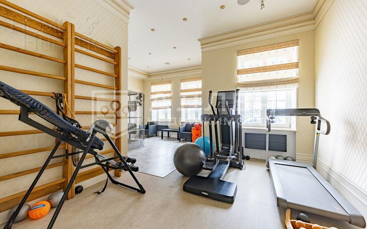 2-этажный коттедж 1 400 м² с отделкой