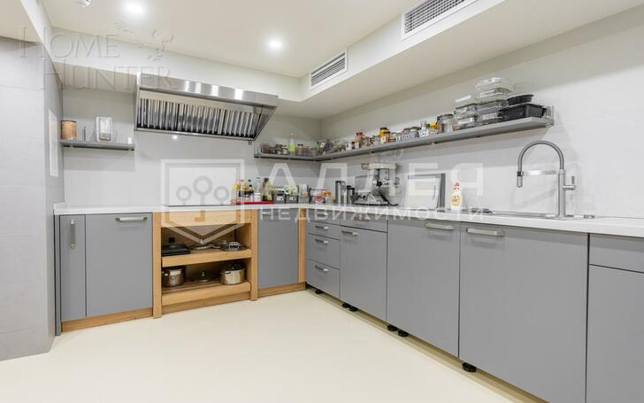 2-этажный коттедж 1 400 м² с отделкой
