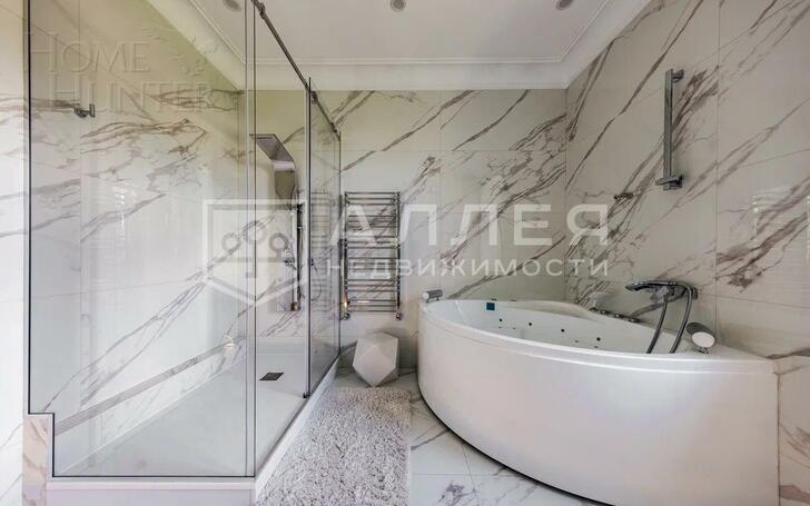 2-этажный коттедж 550 м² с отделкой