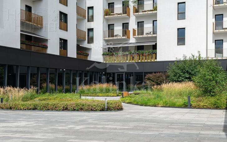 4-КОМН. КВАРТИРА С ОТДЕЛКОЙ 200.7 М² НА 4 ЭТАЖЕ
