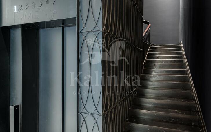 4-КОМН. КВАРТИРА С ОТДЕЛКОЙ 200.7 М² НА 4 ЭТАЖЕ