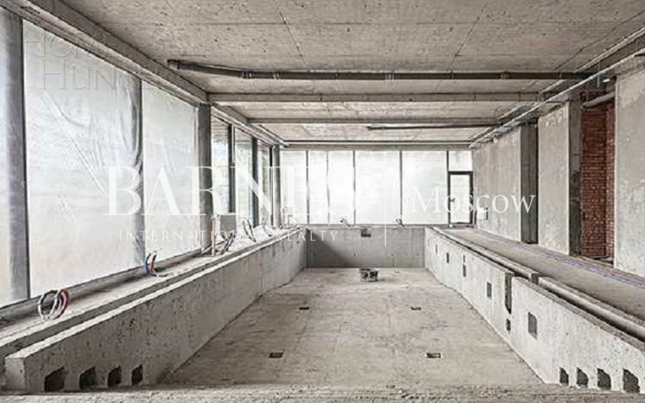 2-этажный коттедж 2 100 м² без отделки