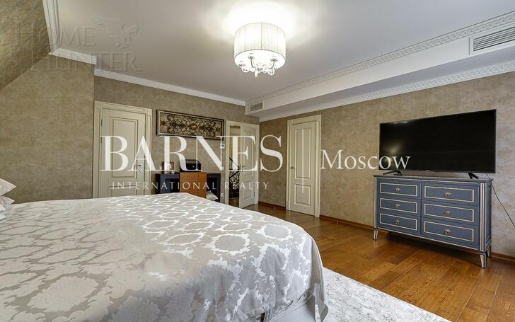 2-этажный коттедж 1 150 м² с отделкой