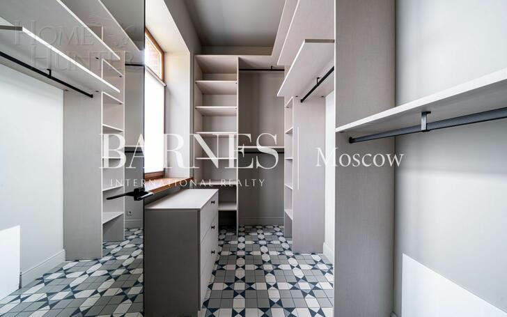 2-этажный коттедж 335 м² с отделкой