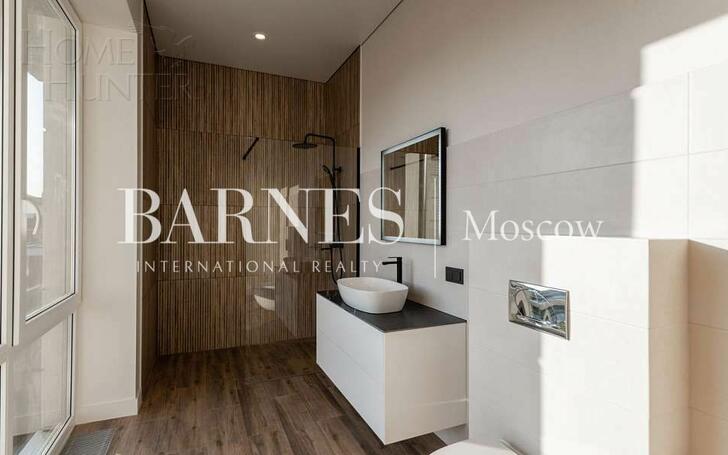2-этажный коттедж 400 м² с отделкой