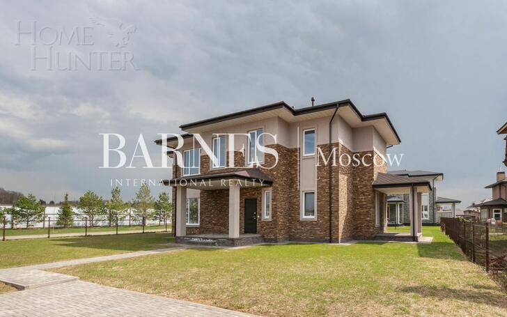 2-этажный коттедж 307 м² с отделкой