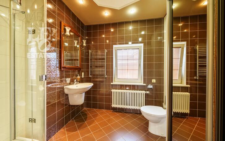 3-этажный коттедж 384.4 м² с отделкой