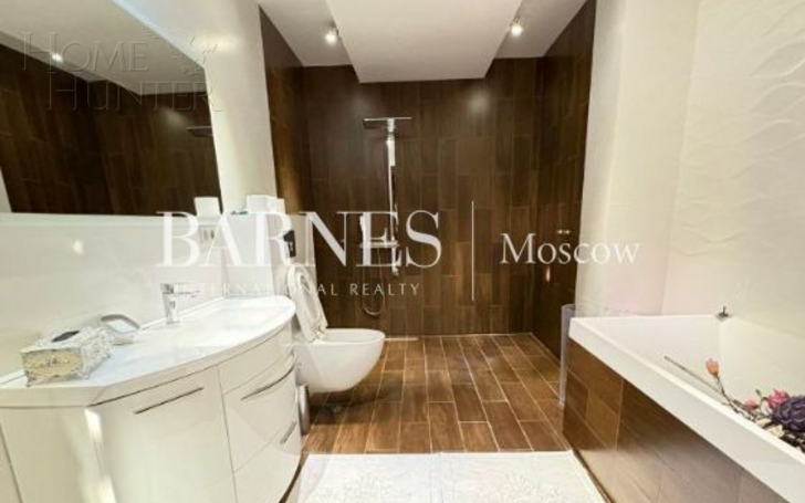 2-этажный коттедж 500 м² с отделкой