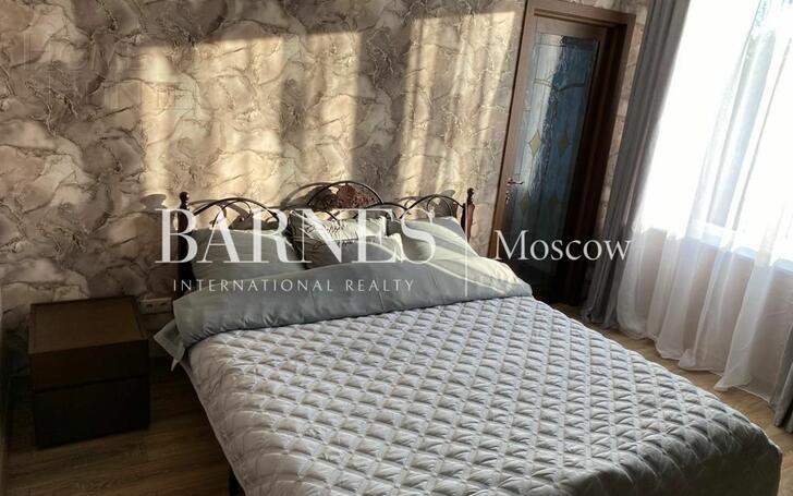 2-этажный коттедж 650 м² с отделкой