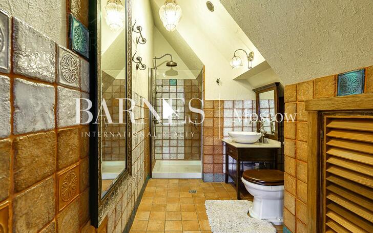 2-этажный коттедж 1 150 м² с отделкой