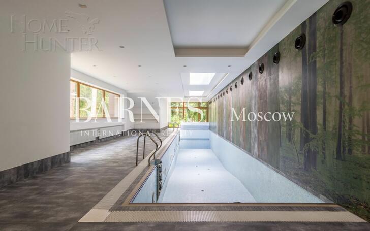 2-этажный коттедж 1 330 м² с отделкой