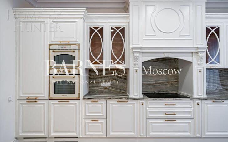 2-этажный коттедж 2 141 м² с отделкой