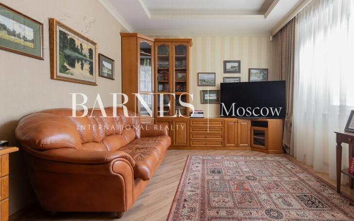 2-этажный коттедж 471 м² с отделкой