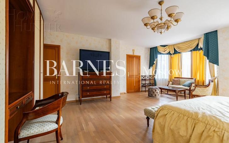 2-этажный коттедж 420 м² с отделкой