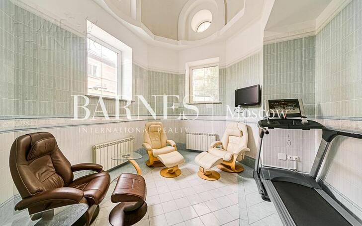 3-этажный коттедж 740 м² с отделкой