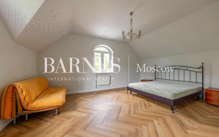 2-этажный коттедж 370 м² с отделкой