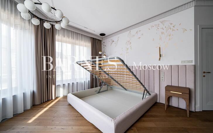 2-этажный коттедж 335 м² с отделкой